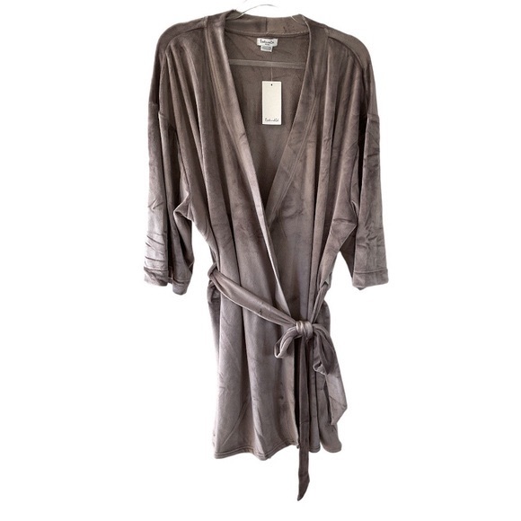 Splendid Velour Robe - Picture 6 of 14